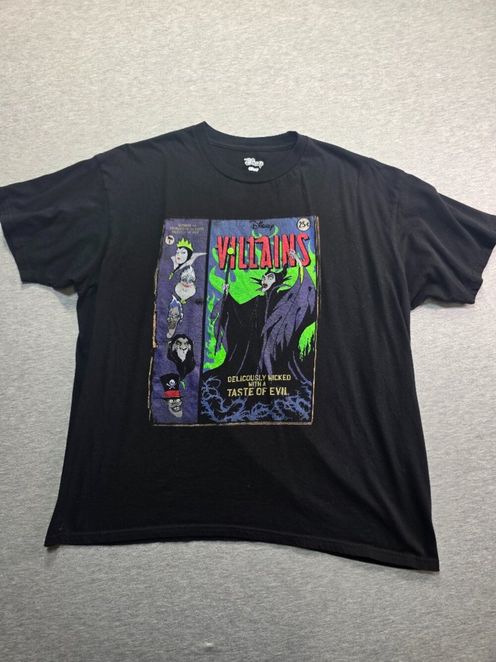 Disney Villains Comic Book Cover T-Shirt Maleficent Black